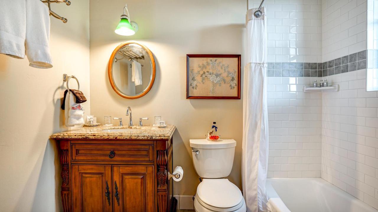 The River Belle Inn Healdsburg Buitenkant foto